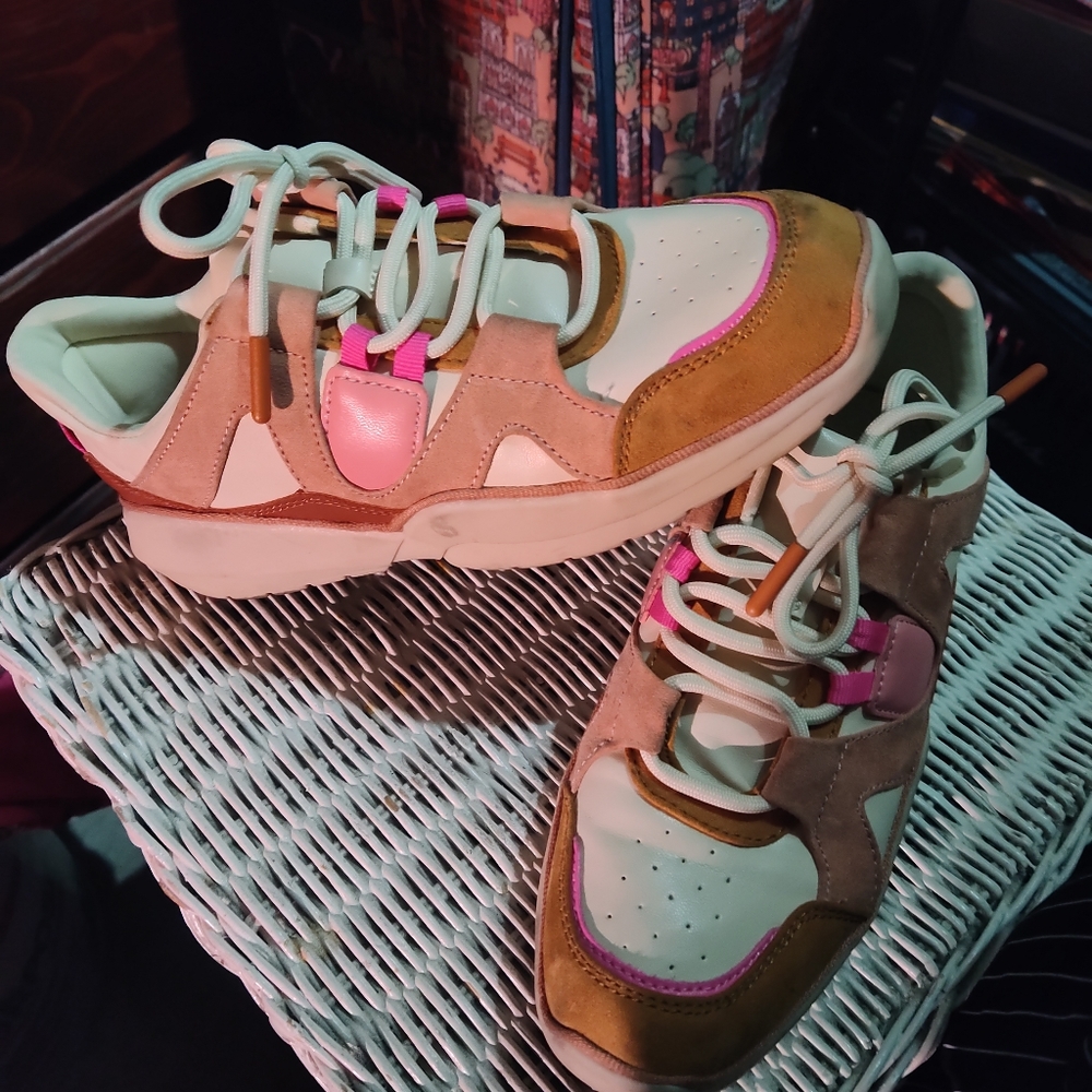 H&M sneakers sz7